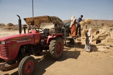 Gaon me rehkar paisa kamane ke real tarike 2026