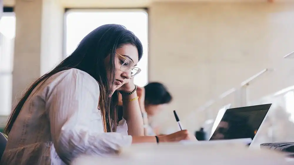social media management online job for students