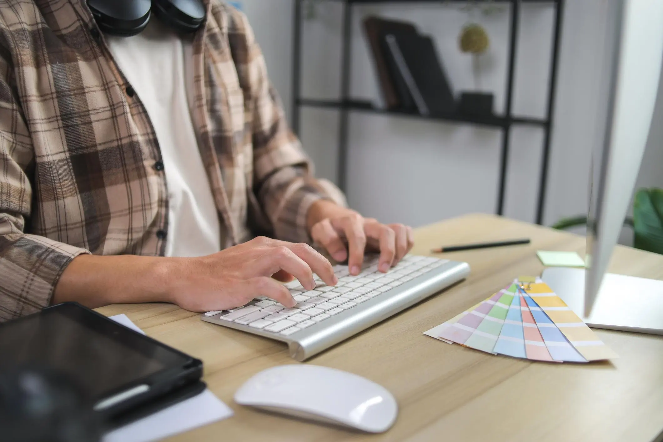 Students ke liye long-term income skills – digital marketing aur graphic design learning